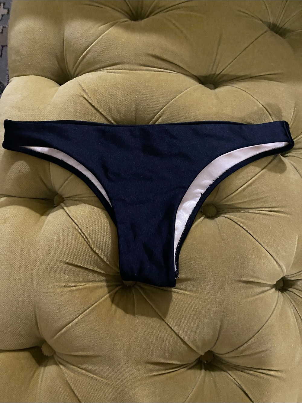 Amuse Black Bikini Bottom (Small)